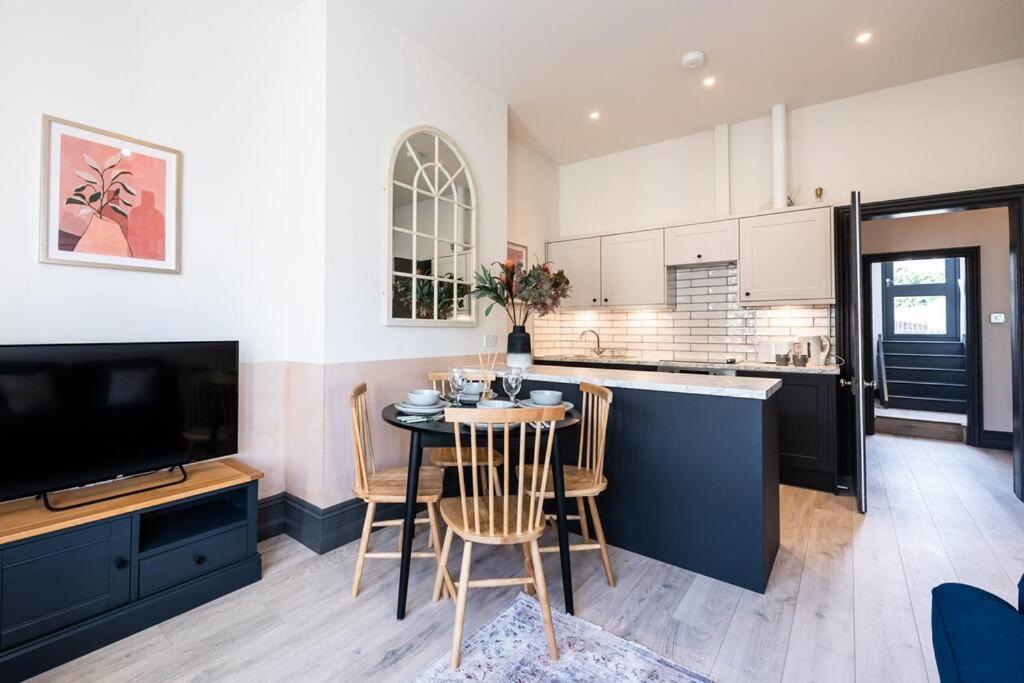 4 Castle Mews Apartment Salisbury Bagian luar foto